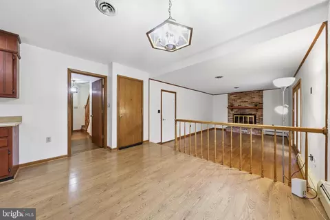 Living - 3297 Raymonds Way, Frederick, MD 21704 photo 5 of 10