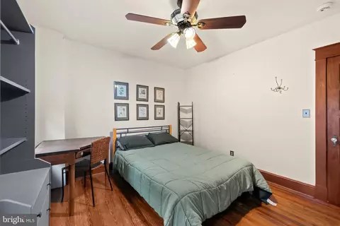 Bedroom - 24 College Ave, Frederick, MD 21701 photo 2 of 5