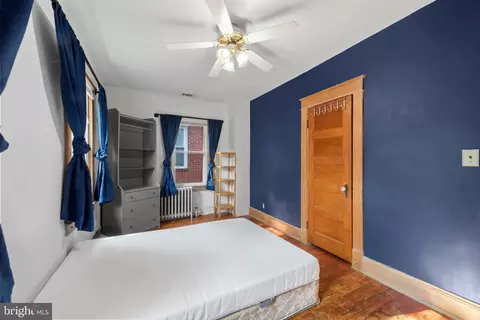 Bedroom - 24 College Ave, Frederick, MD 21701 photo 4 of 5