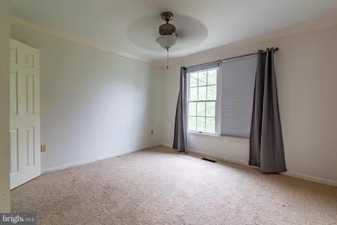 Bedroom - 2425 Hunters Chase Ct, Frederick, MD 21702 photo 5 of 17
