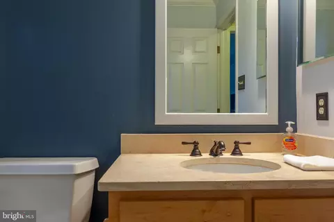 Bath - 2425 Hunters Chase Ct, Frederick, MD 21702 photo 11 of 12