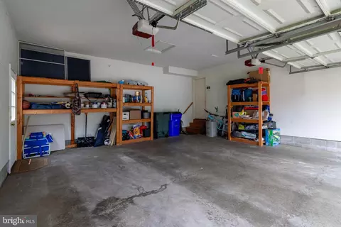 Exterior - 2425 Hunters Chase Ct, Frederick, MD 21702 photo 10 of 10