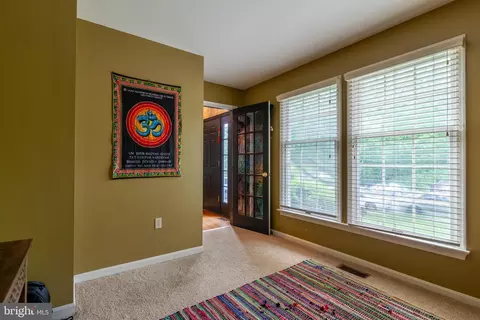 Entry Way - 2425 Hunters Chase Ct, Frederick, MD 21702 photo 4 of 8