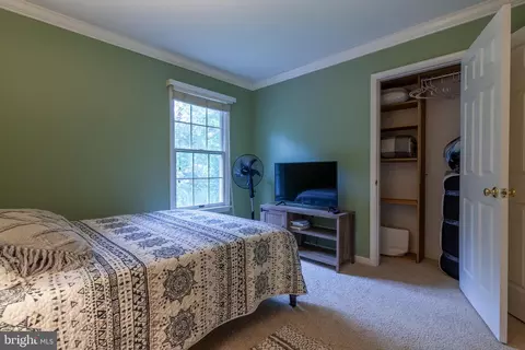 Bedroom - 2425 Hunters Chase Ct, Frederick, MD 21702 photo 13 of 17