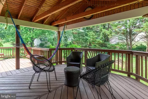 Exterior - 2425 Hunters Chase Ct, Frederick, MD 21702 photo 5 of 10