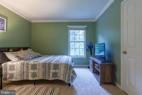Bedroom - 2425 Hunters Chase Ct, Frederick, MD 21702 photo 10 of 17