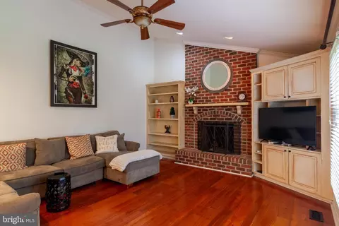 Living - 2425 Hunters Chase Ct, Frederick, MD 21702 photo 1 of 7