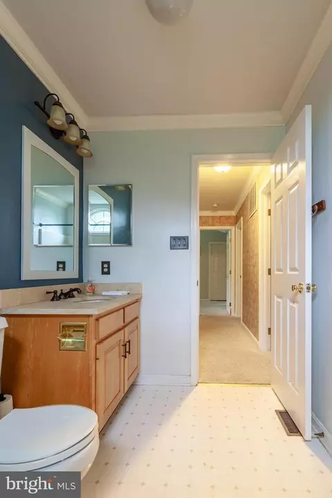 Bath - 2425 Hunters Chase Ct, Frederick, MD 21702 photo 7 of 12