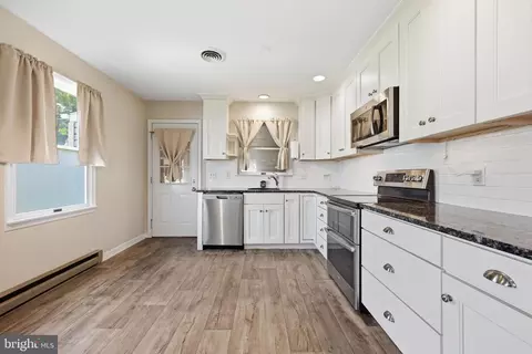 Kitchen - 23 Hammaker St, Thurmont, MD 21788 photo 5 of 5