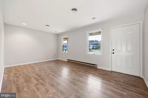 Living - 23 Hammaker St, Thurmont, MD 21788 photo 1 of 5