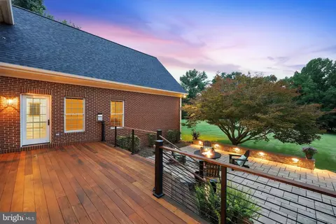 Exterior - 6048 White Flint, Frederick, MD 21702 photo 13 of 15