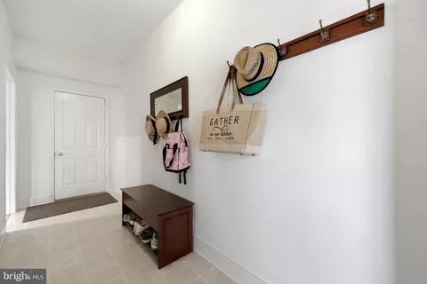 Entry Way - 6048 White Flint, Frederick, MD 21702 photo 6 of 10