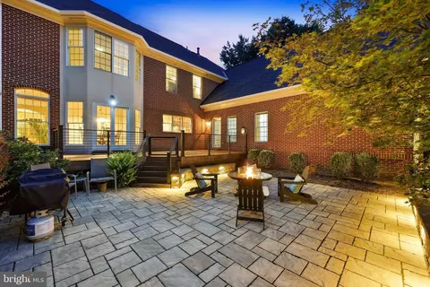 Exterior - 6048 White Flint, Frederick, MD 21702 photo 14 of 15
