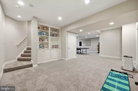 Entry Way - 6048 White Flint, Frederick, MD 21702 photo 10 of 10