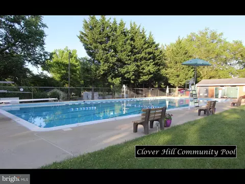 Exterior - 6759 Meadowside Dr, Frederick, MD 21702 photo 16 of 17