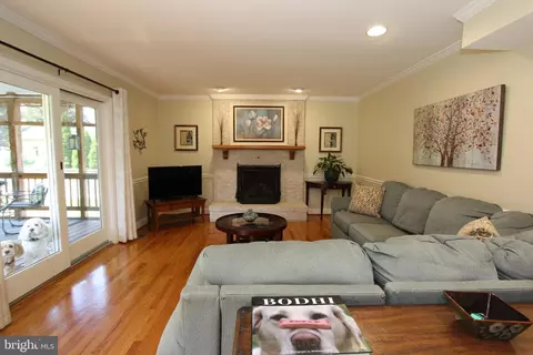 Living - 6759 Meadowside Dr, Frederick, MD 21702 photo 3 of 8