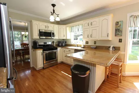 Kitchen - 6759 Meadowside Dr, Frederick, MD 21702 photo 1 of 4