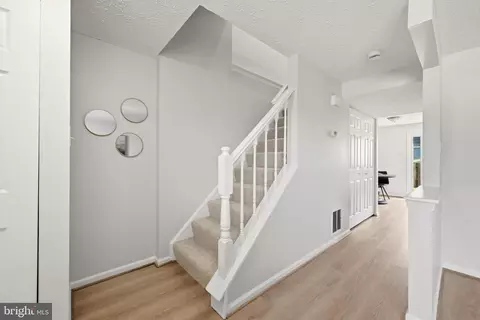 Entry Way - 6711 Kernel Ct, Frederick, MD 21703 photo 2 of 3