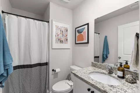 Bath - 8656 Walter Martz Rd, Frederick, MD 21702 photo 4 of 4