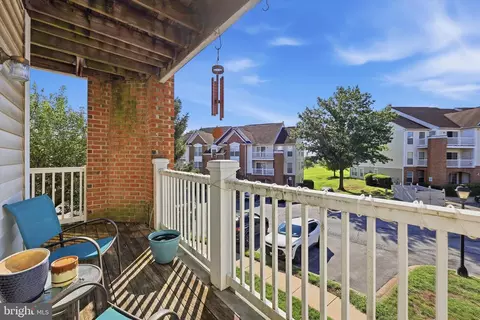 Exterior - 2501 Driftwood Ct #2D, Frederick, MD 21702 photo 2 of 6