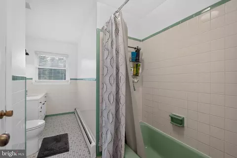 Bath - 2901 Francis Dr, Frederick, MD 21704 photo 2 of 3