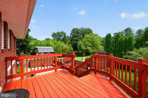 Exterior - 2901 Francis Dr, Frederick, MD 21704 photo 5 of 11