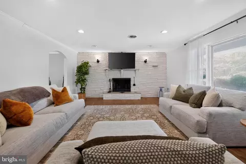 Living - 2901 Francis Dr, Frederick, MD 21704 photo 1 of 1