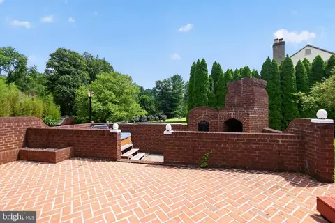 Exterior - 2901 Francis Dr, Frederick, MD 21704 photo 6 of 11