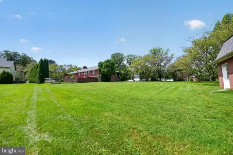Exterior - 2901 Francis Dr, Frederick, MD 21704 photo 9 of 11