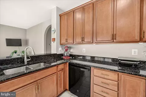 Kitchen - 1794 B Poolside Way #24-B, Frederick, MD 21701 photo 4 of 7