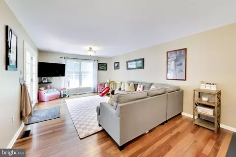 Living - 12205 Warner Rd, Keymar, MD 21757 photo 2 of 3