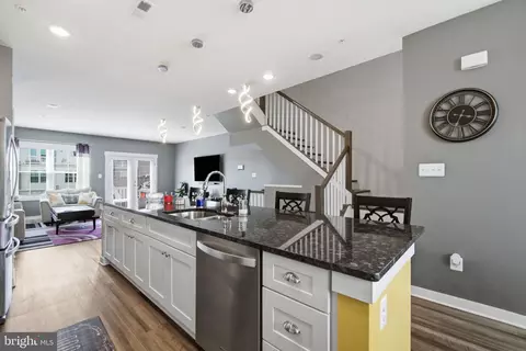 Entry Way - 405 Gillespie Dr, Frederick, MD 21702 photo 5 of 7