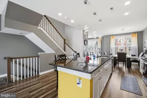 Entry Way - 405 Gillespie Dr, Frederick, MD 21702 photo 4 of 7
