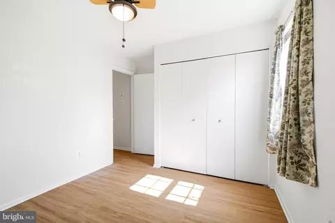 Bedroom - 5661 Crabapple Dr, Frederick, MD 21703 photo 5 of 7