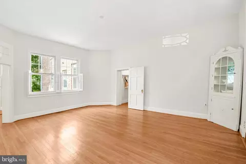 Living - 102 E 2nd St, Frederick, MD 21701 photo 4 of 7