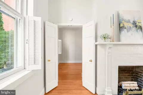 Entry Way - 102 E 2nd St, Frederick, MD 21701 photo 7 of 8