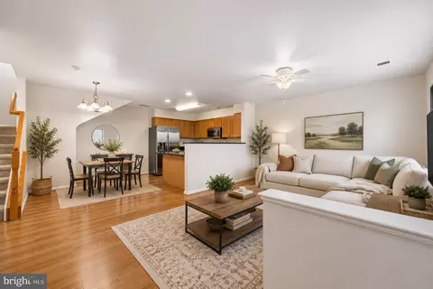 Living - 4967 Clarendon Ter, Frederick, MD 21703 photo 2 of 5