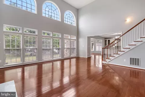 Living - 1815 Granby Way, Frederick, MD 21702 photo 5 of 11