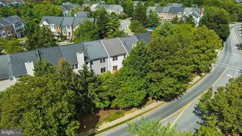 View/Area - 122 Long Acre Ct, Frederick, MD 21702 photo 3 of 7