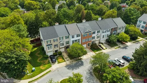 View/Area - 122 Long Acre Ct, Frederick, MD 21702 photo 2 of 7