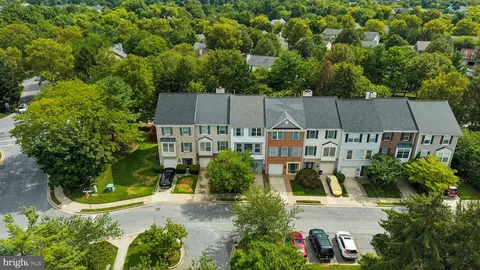 View/Area - 122 Long Acre Ct, Frederick, MD 21702 photo 1 of 7