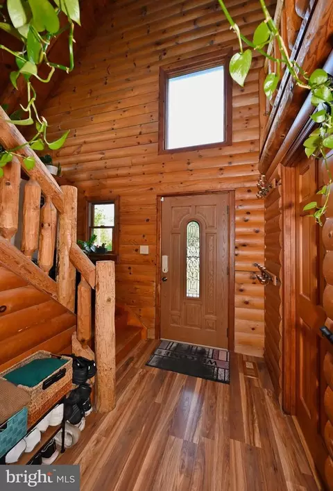 Entry Way - 8051 Old Receiver Rd, Frederick, MD 21702 photo 1 of 5