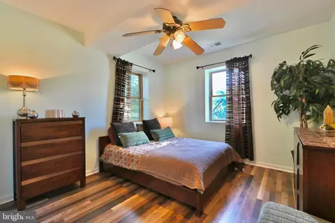 Bedroom - 8051 Old Receiver Rd, Frederick, MD 21702 photo 5 of 6