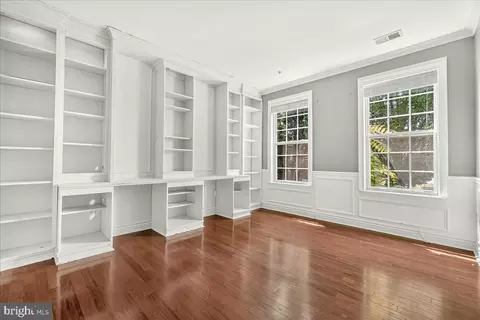 Living - 7803 Wormans Mill Rd, Frederick, MD 21701 photo 5 of 5