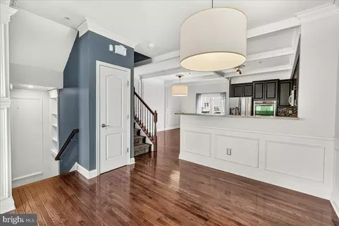 Entry Way - 7803 Wormans Mill Rd, Frederick, MD 21701 photo 2 of 9