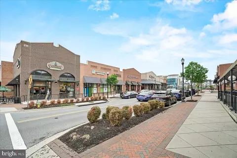 Exterior - 7803 Wormans Mill Rd, Frederick, MD 21701 photo 17 of 26