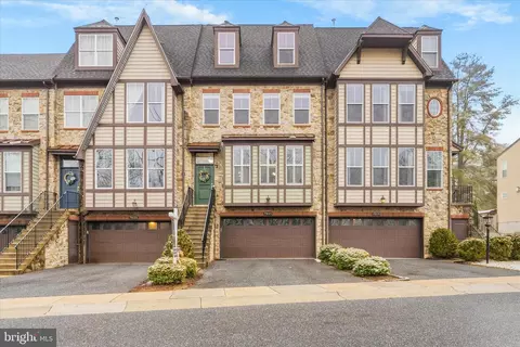 7021 Country Club Ter, New Market, MD 21774