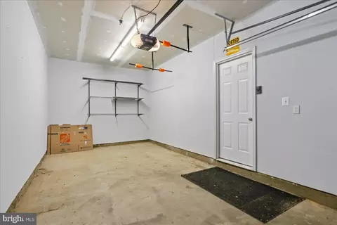 Entry Way - 615 Amberfield Rd, Frederick, MD 21703 photo 4 of 4
