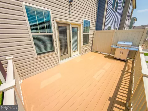 Exterior - 1324 Ricketts Rd, Frederick, MD 21702 photo 3 of 5