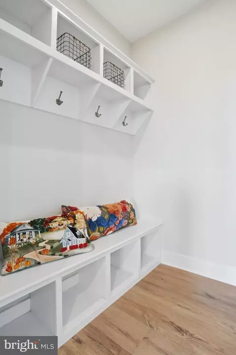 Entry Way - 7026 Ridge Rd, Frederick, MD 21702 photo 11 of 11